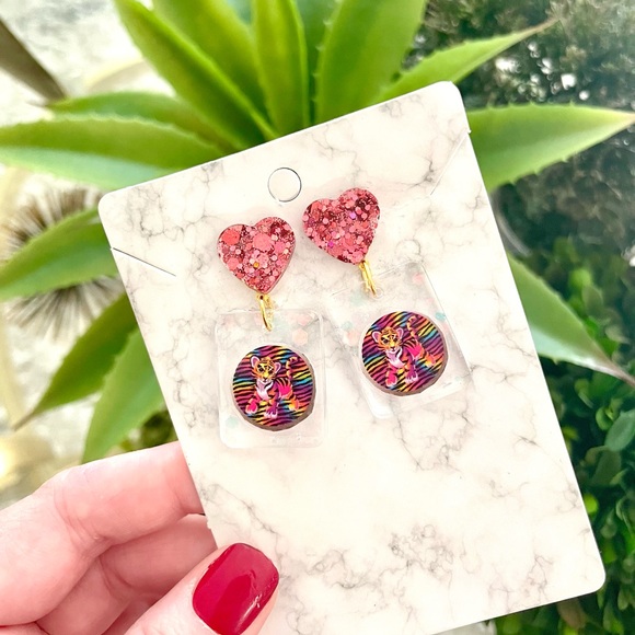Lisa Frank Tiger Acrylic Earrings - Picture 3 of 5